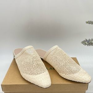 ALL BLACK Women's Breathable Pointy Toe Woven Slides in White size EU 40.5 NEW